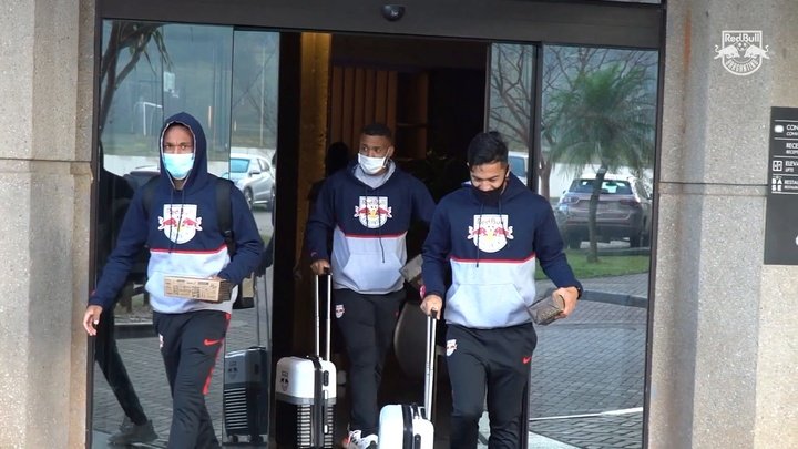 VIDEO: Red Bull Bragantino arrive in Quito for Independiente del Valle clash